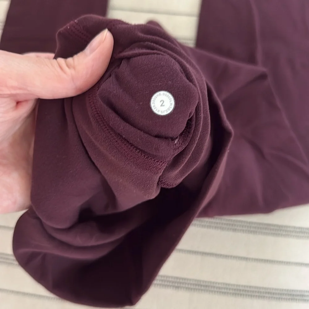 Lululemon Align 25” Leggings Cassis (size 2) - Picture 3 of 3